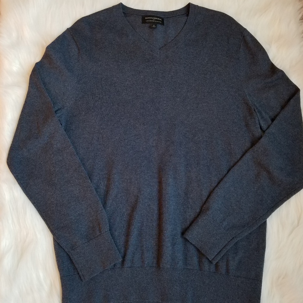 Banana Republic Med Luxe V-Neck Blue Sweater